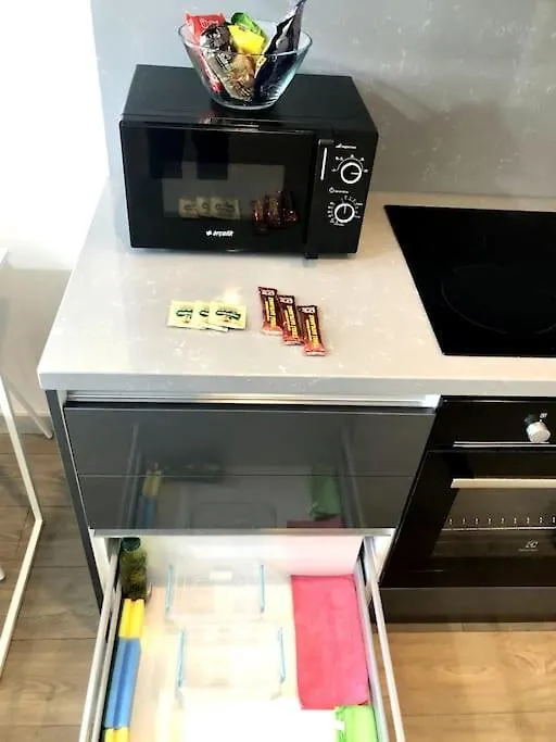 Secured Lux 1 + 1 Apartment - Gym, Sauna & Parking Istanbul