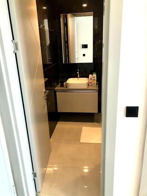 Secured Lux 1 + 1 Apartment - Gym, Sauna & Parking Istanbul