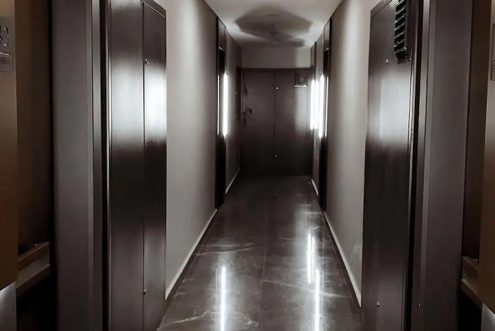 Secured Lux 1 + 1 Apartment - Gym, Sauna & Parking Istanbul