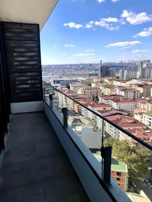 Secured Lux 1 + 1 Apartment - Gym, Sauna & Parking Istanbul 0*,